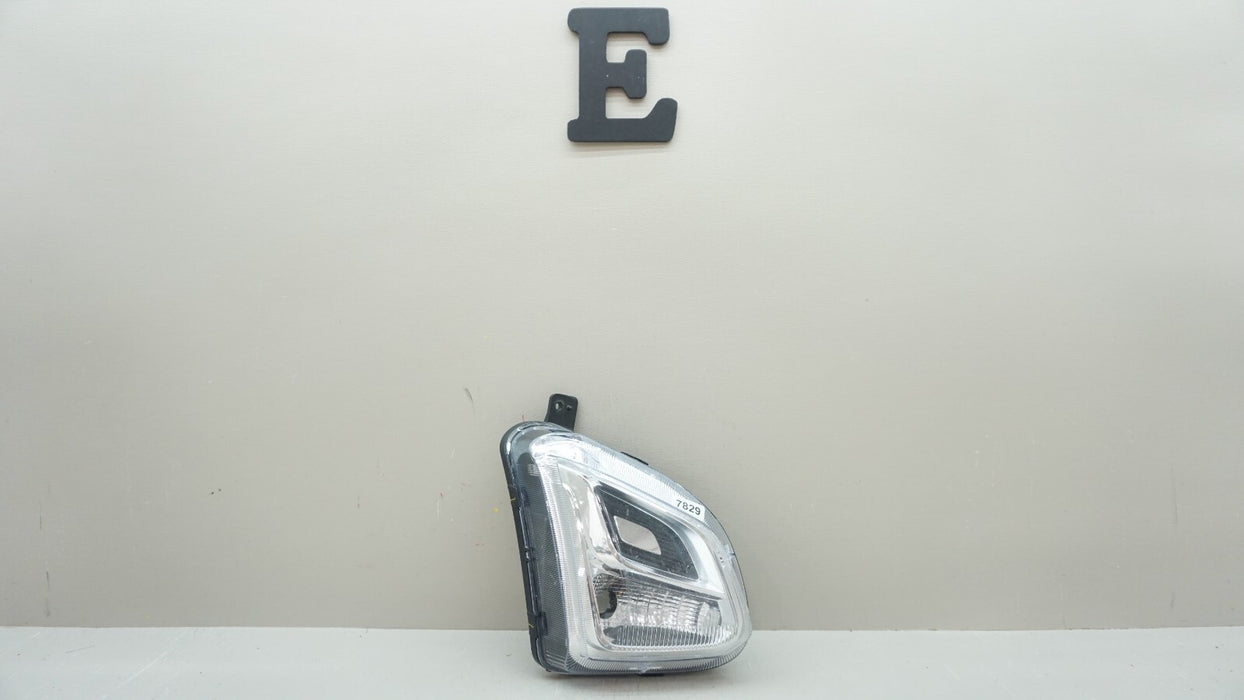 2018-2021 CHEVROELT EQUINOX FRONT RIGHT PASSENGER SIDE FOG DAY RUNNING LIGHT OEM