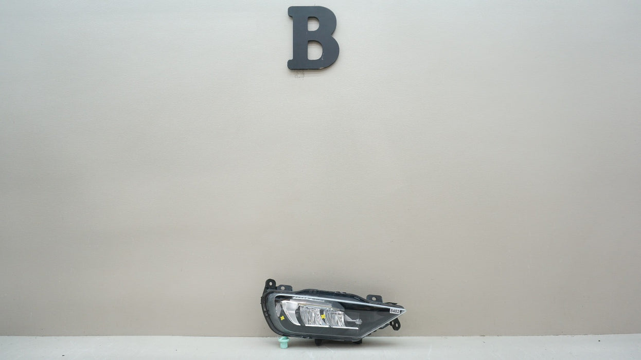 2018-2025 VOLVO XC60 FRONT RIGHT PASSENGER SIDE FOG LIGHT OEM