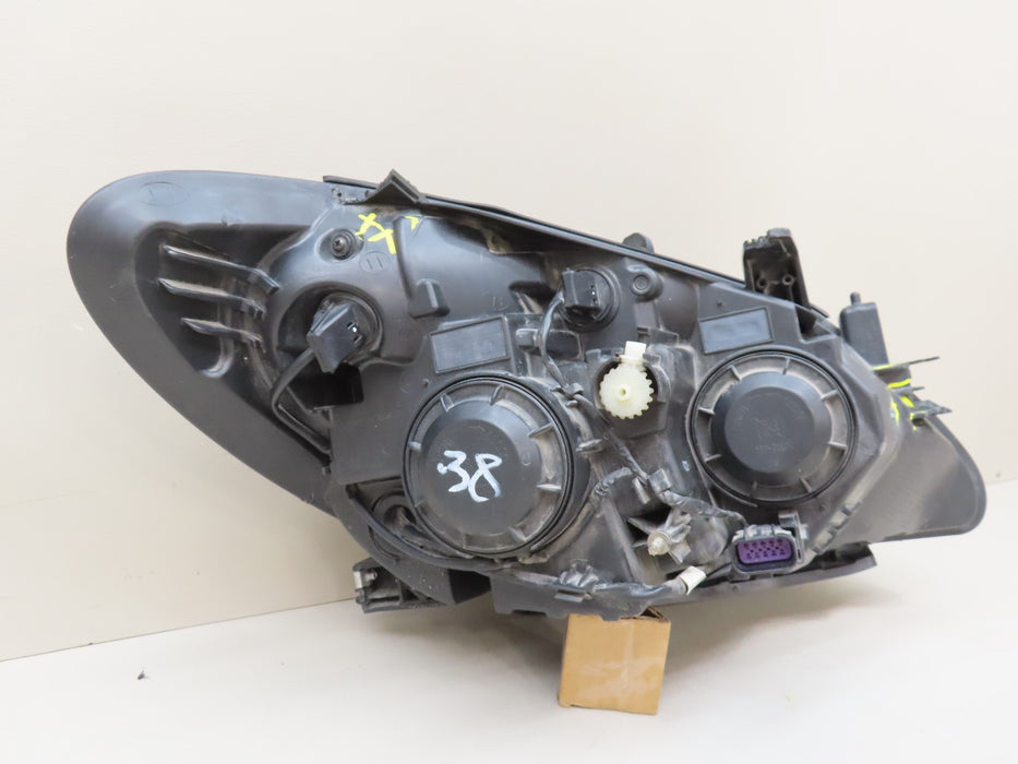 2013-2016 BUICK ENCORE LEFT DRIVER SIDE HEADLIGHT OEM 9370