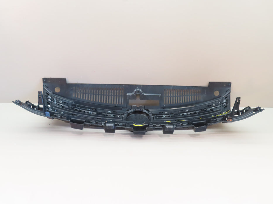2012-2017 VOLKSWAGEN TIGUAN FRONT RADIATOR GRILLE GRILL OEM