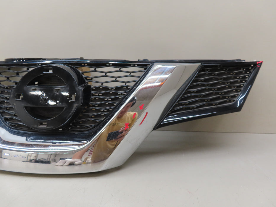 2015-2017 NISSAN ROGUE FRONT RADIATOR GRILL GRILLE OEM