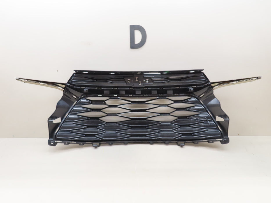 2021-2022 CHEVROLET TRAILBLAZER RS FRONT BUMPER GRILLE W/ EMBLEM OEM 42797386