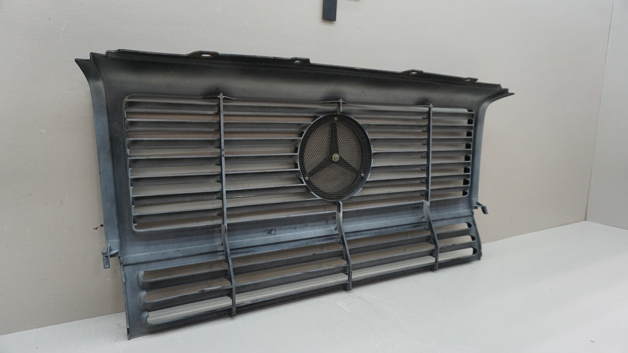 2002-2008 MERCEDES-BENZ G500 G550 FRONT MAIN GRILLE 4638880015 OEM
