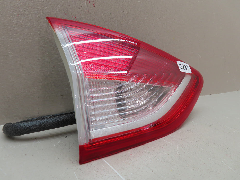 2013 2014 2015 2016 FORD ESCAPE REAR LEFT DRIVER INNER TAIL LIGHT OEM