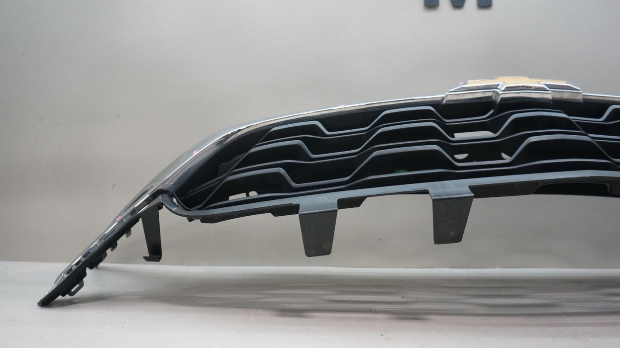 2024-2025 CHEVROLET TRAX FRONT BUMPER RADIATOR GRILLE 42769271 OEM
