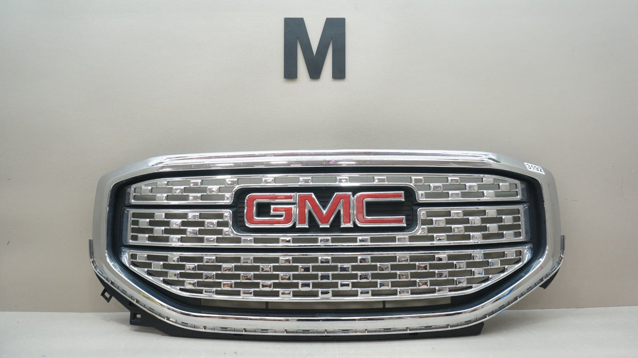 2017-2019 GMC GM ACADIA DENALI CHROME FRONT GRILLE OEM 84378394