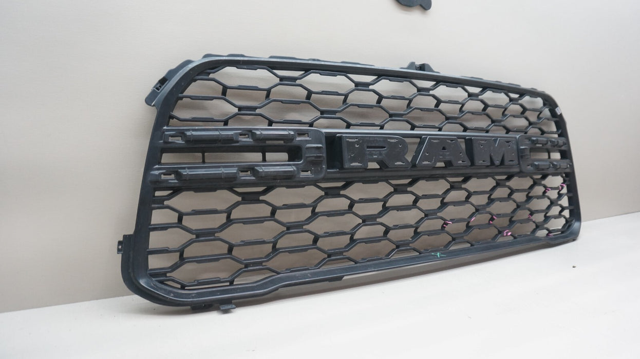 2019-2024 DODGE RAM 2500 3500 FRONT BUMPER RADIATOR GRILLE INSERT OEM