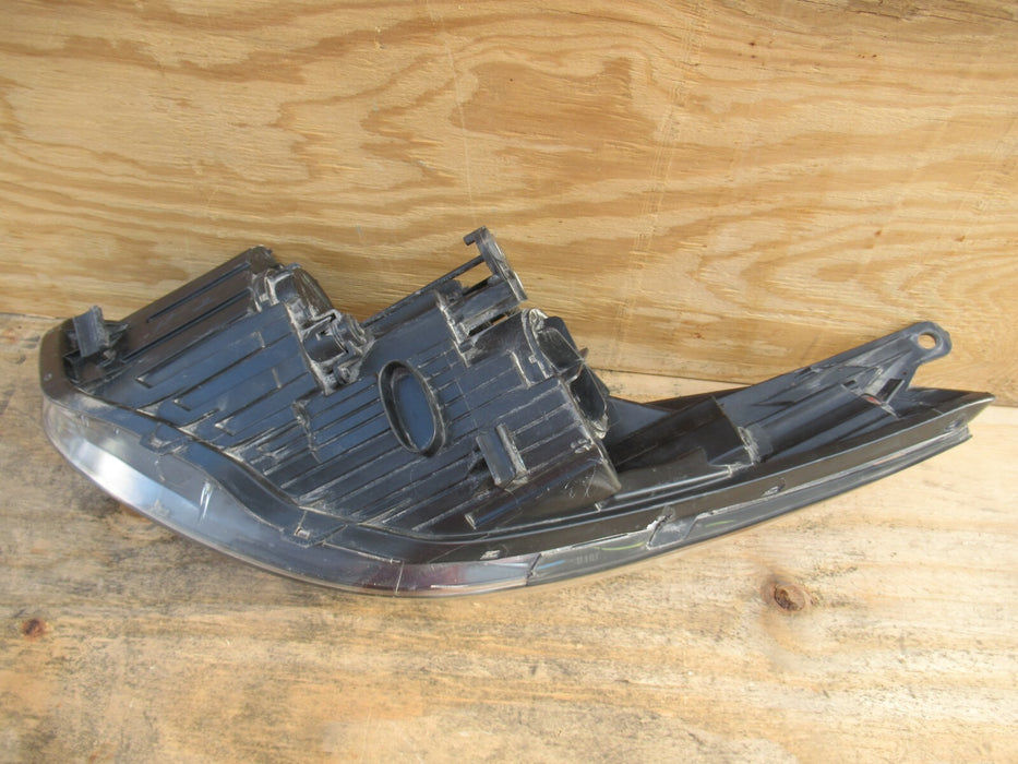 2014-2016 HYUNDAI ELANTRA RIGHT PASSENGER SIDE HEADLIGHT HALOGEN HEADLAMP OEM