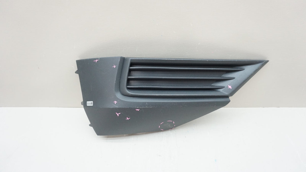 2018-2021 VOLKSWAGEN TIGUAN FRONT RIGHT FOG LIGHT COVER OEM 5NN853212D