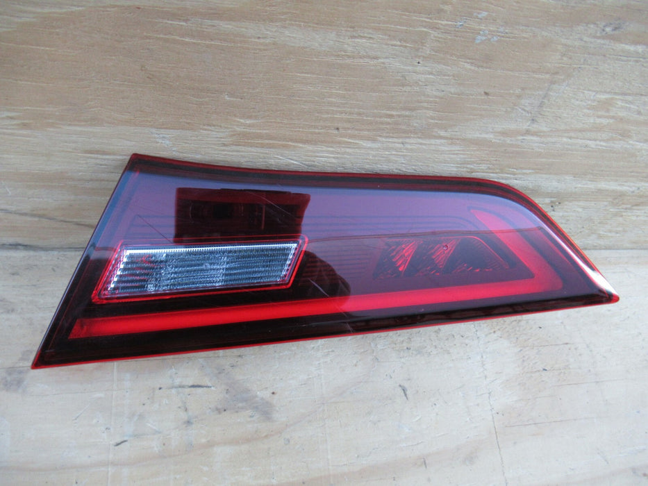 2017 - 2019 INFINITI Q60 RIGHT PASSENGER SIDE TAIL LIGHT STOP BRAKE LAMP OEM