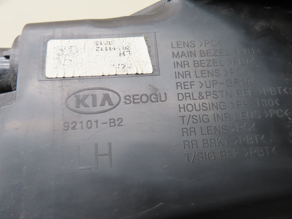 2014-2016 KIA SOUL FRONT LEFT DRIVER SIDE HEADLIGHT HALOGEN LAMP LIGHT OEM