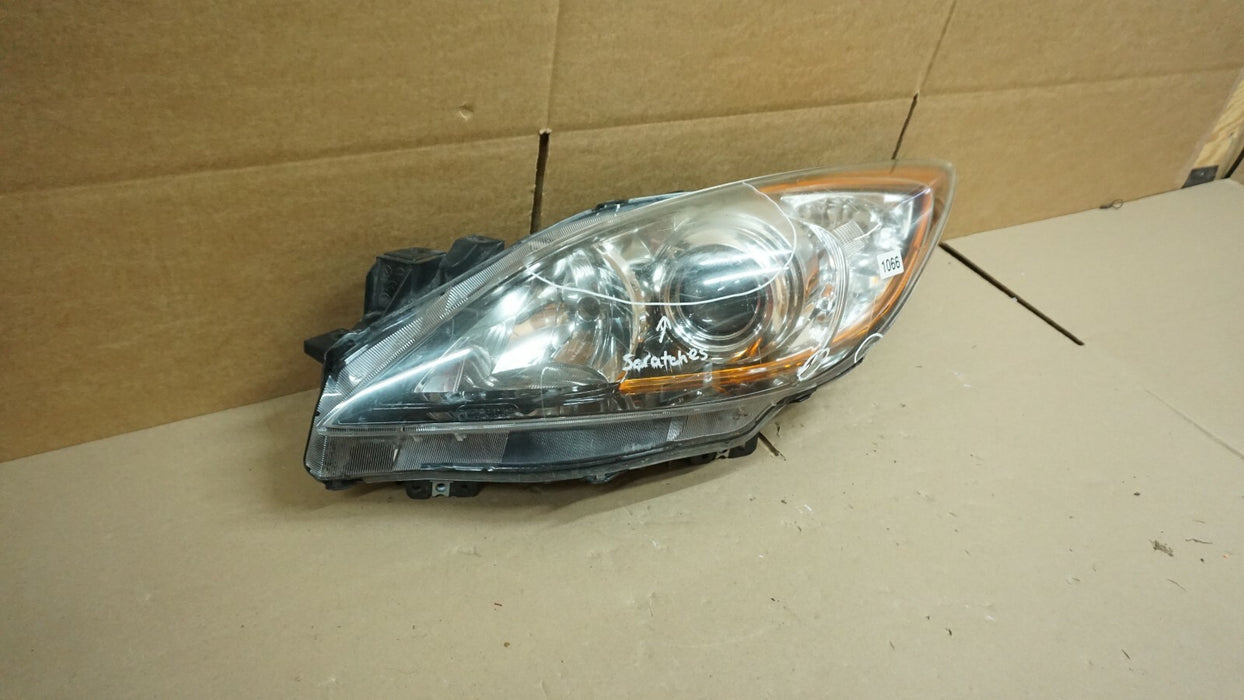 2010-2013 MAZDA 3 FRONT LEFT DRIVER SIDE HEADLIGHT HALOGEN LAMP LIGHT OEM