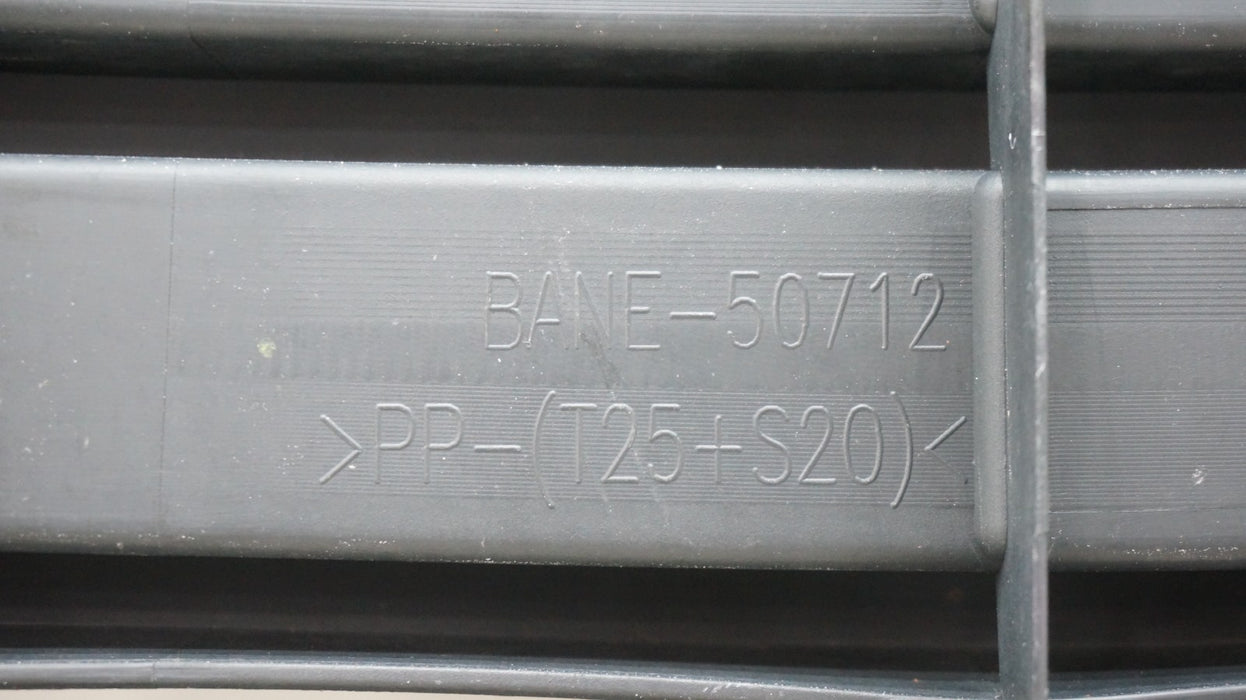 2017-2018 MAZDA 3  FRONT BUMPER RADIATOR GRILLE OEM BANE-50712
