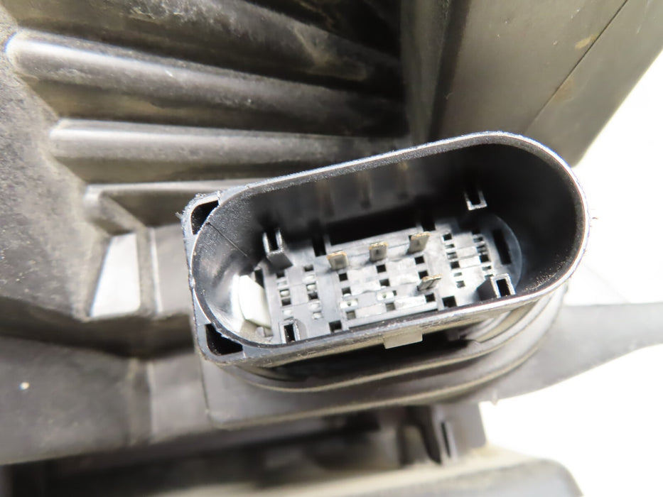 2017 2018 2019 FORD ESCAPE LEFT HALOGEN HEADLIGHT LAMP OEM