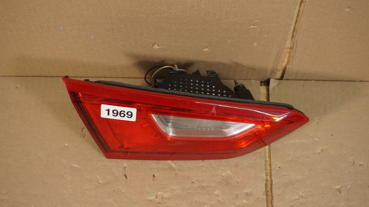 2016-2022 CHEVROLET MALIBU REAR LEFT LH DRIVERS SIDE INNER TAIL LIGHT OEM