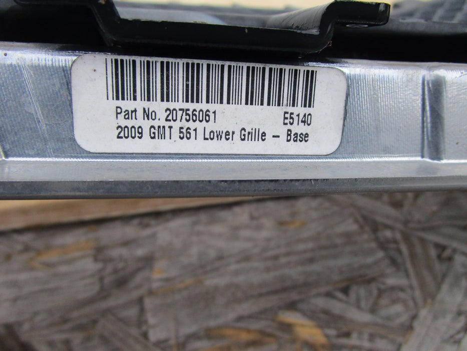 09 10 11 12 CHEVROLET TRAVERSE FRONT LOWER GRILLE GRILL OEM