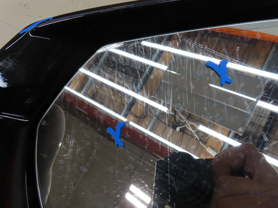 2021-2023 CADILLAC/CHEVROLET TAHOE-SUBURBAN-ESCALADE LEFT DRIVER SIDE MIRROR OEM