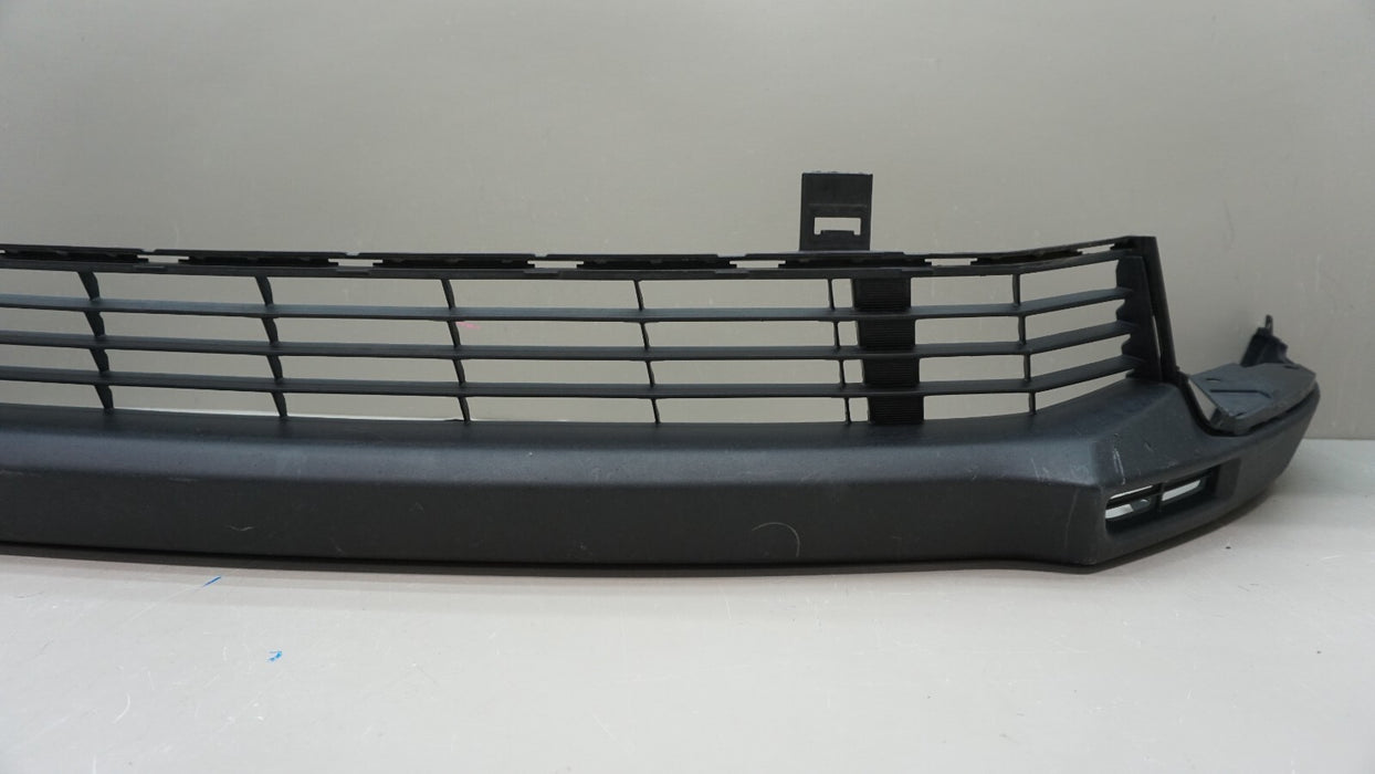 2017-2019 TOYOTA HIGHLANDER FRONT LOWER BUMPER COVER VALANCE OEM 52129-0E030