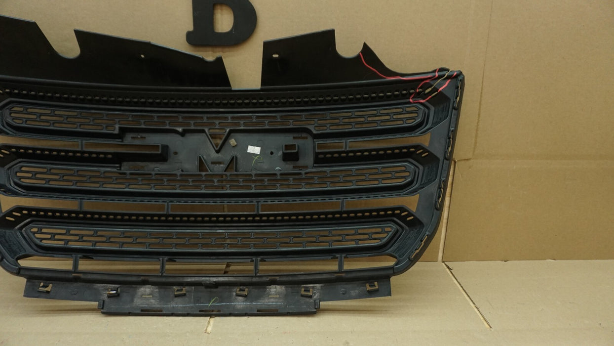 2010-2017 GMC TERRAIN FRONT CENTER BUMPER GRILLE GRILL 23475974
