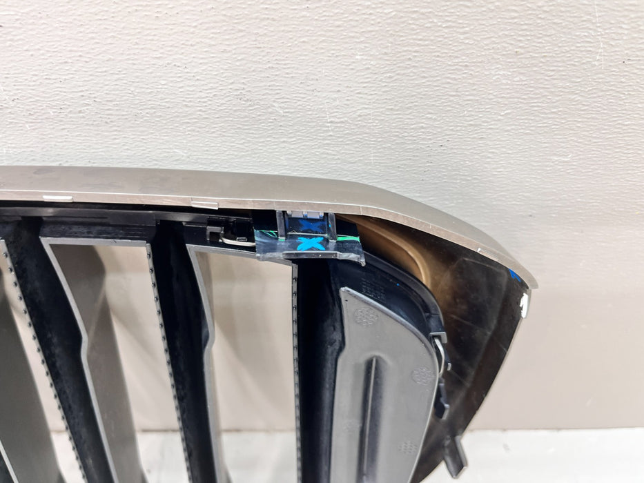 2018-2021 BMW X4 G02 RH RIGHT UPPER KIDNEY GRILLE OEM BM011.2Y20.XX00