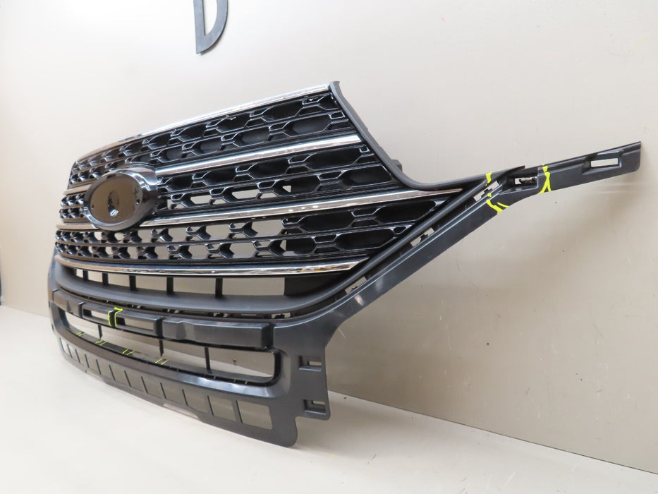 2020-2023 FORD EXPLORER XLT FRONT RADIATOR GRILLE GRILL OEM LB5B-8200-BD59B8