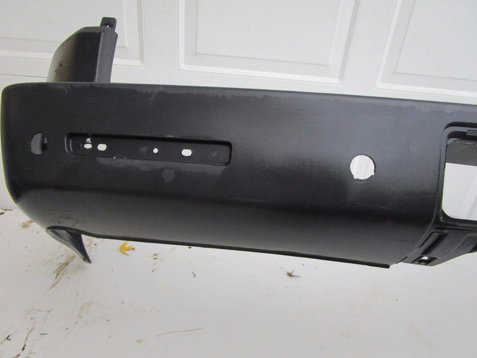 10 11 LAND ROVER LR4 REAR BUMPER COVER OEM