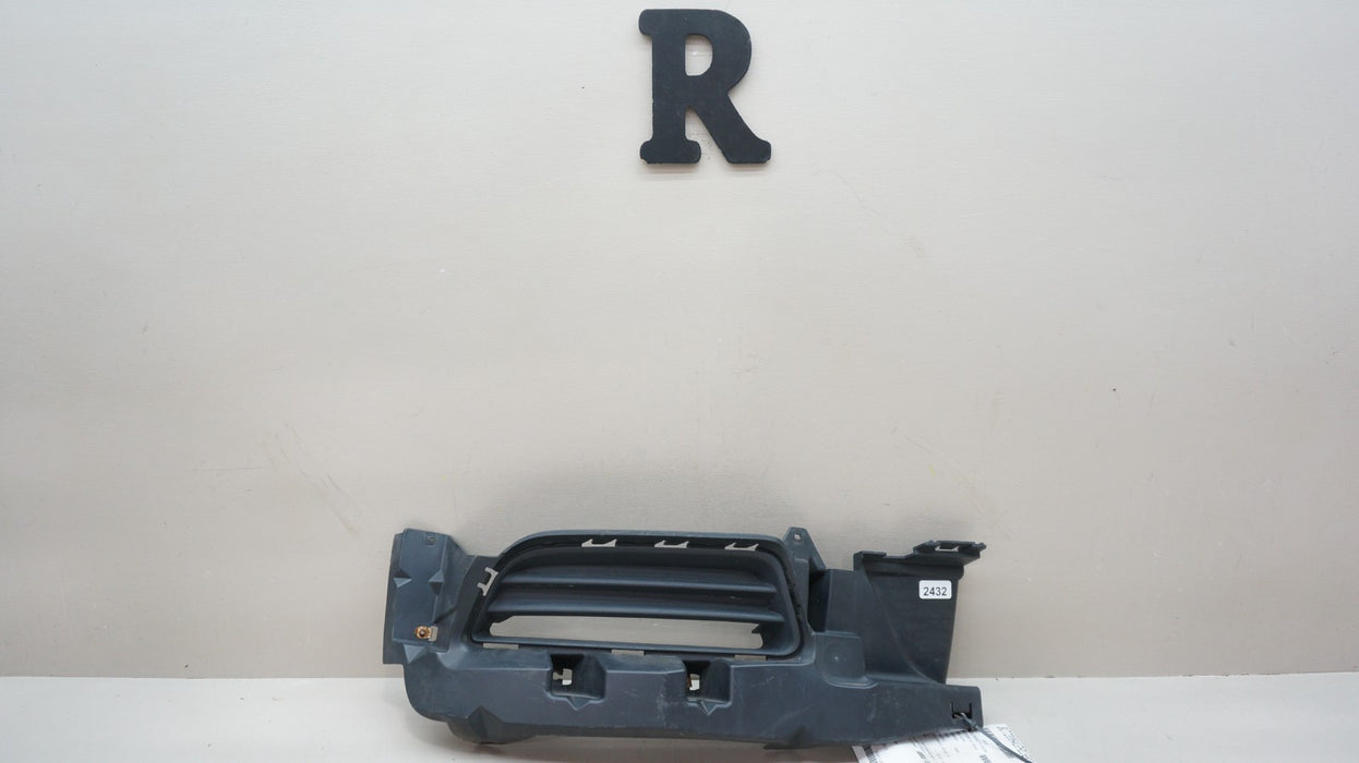 2015-2023 DODGE CHARGER FRONT RIGHT PASSENGER SIDE FOG LIGHT BEZEL 68226542AA