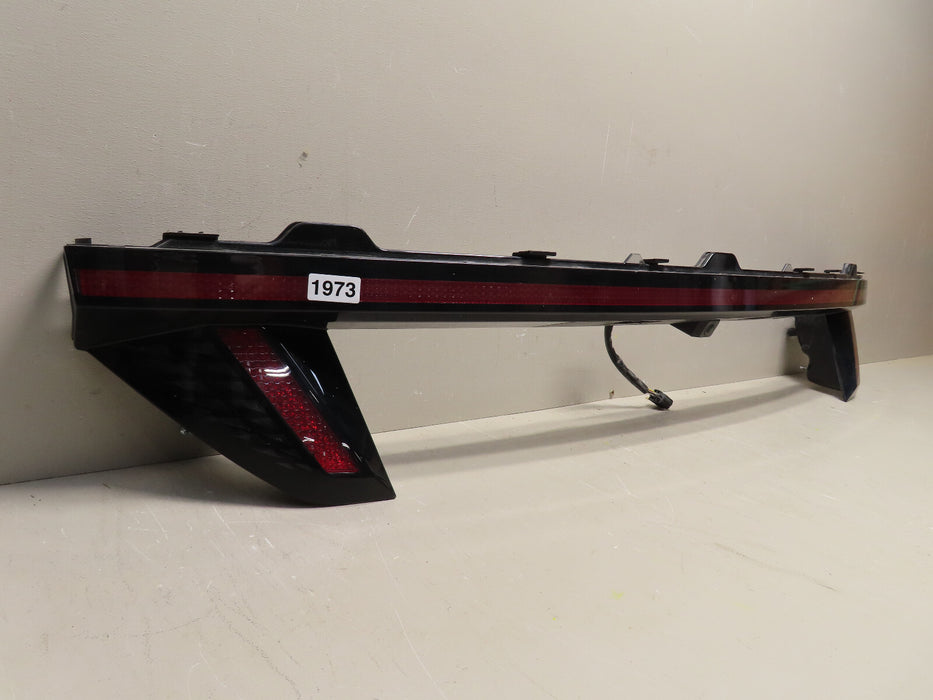 2021-2022 HYUNDAI TUCSON REAR CENTER FULL LED TAIL LIGHT OEM P#92403-CW