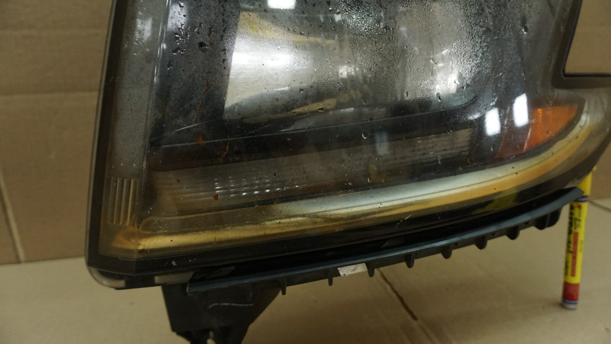 2015-2020 CHEVROLET TAHOE SUBURBAN FRONT LEFT DRIVER SIDE HEADLIGHT HALOGEN OEM