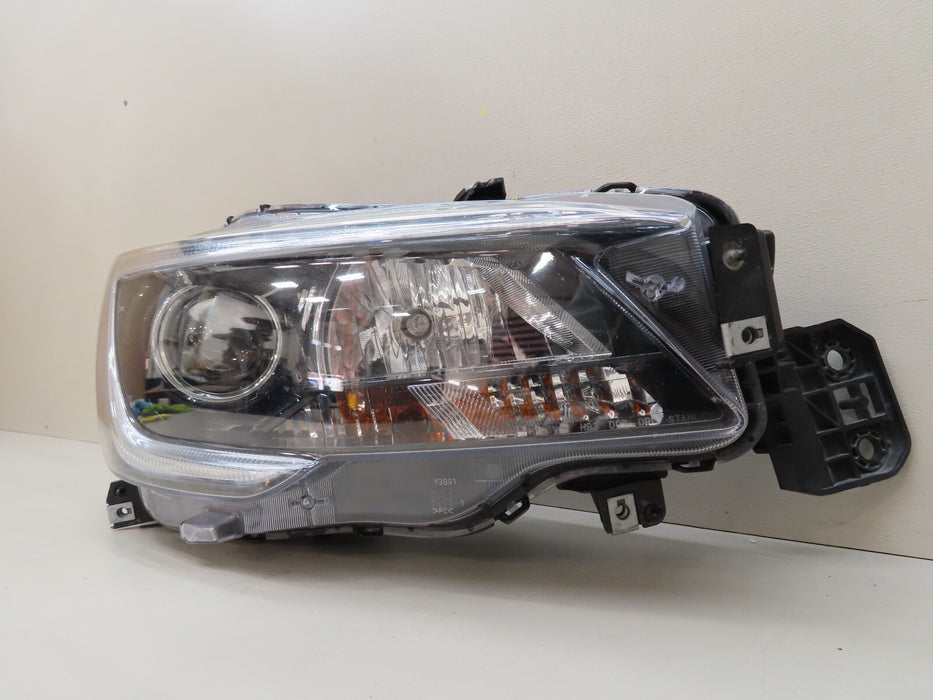 2018 2019 SUBARU OUTBACK FRONT RIGHT PASSENGER HEADLIGHT HALOGEN W/LED OEM