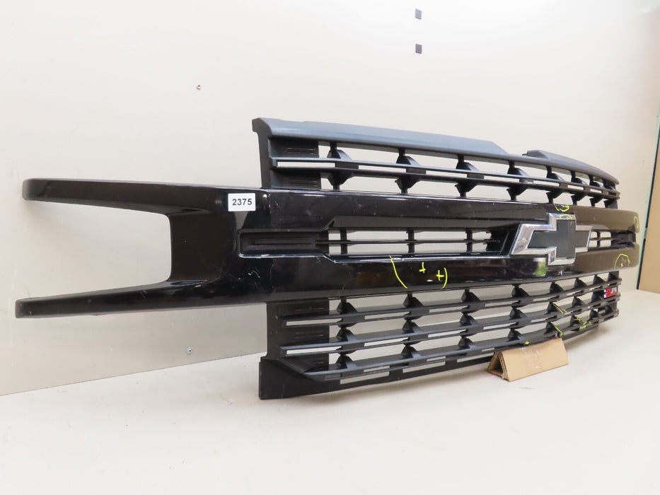 2019-2021 CHEVROLET SILVERADO 1500 Z71 FRONT GRILLE W/ BADGE EMBLEM OEM 84128450