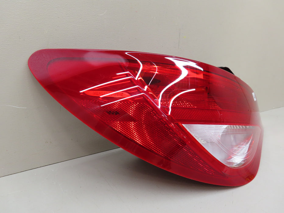 2014-2019 MERCEDES-BENZ CLA250 REAR LEFT DRIVER TAIL LIGHT OEM A1179060101
