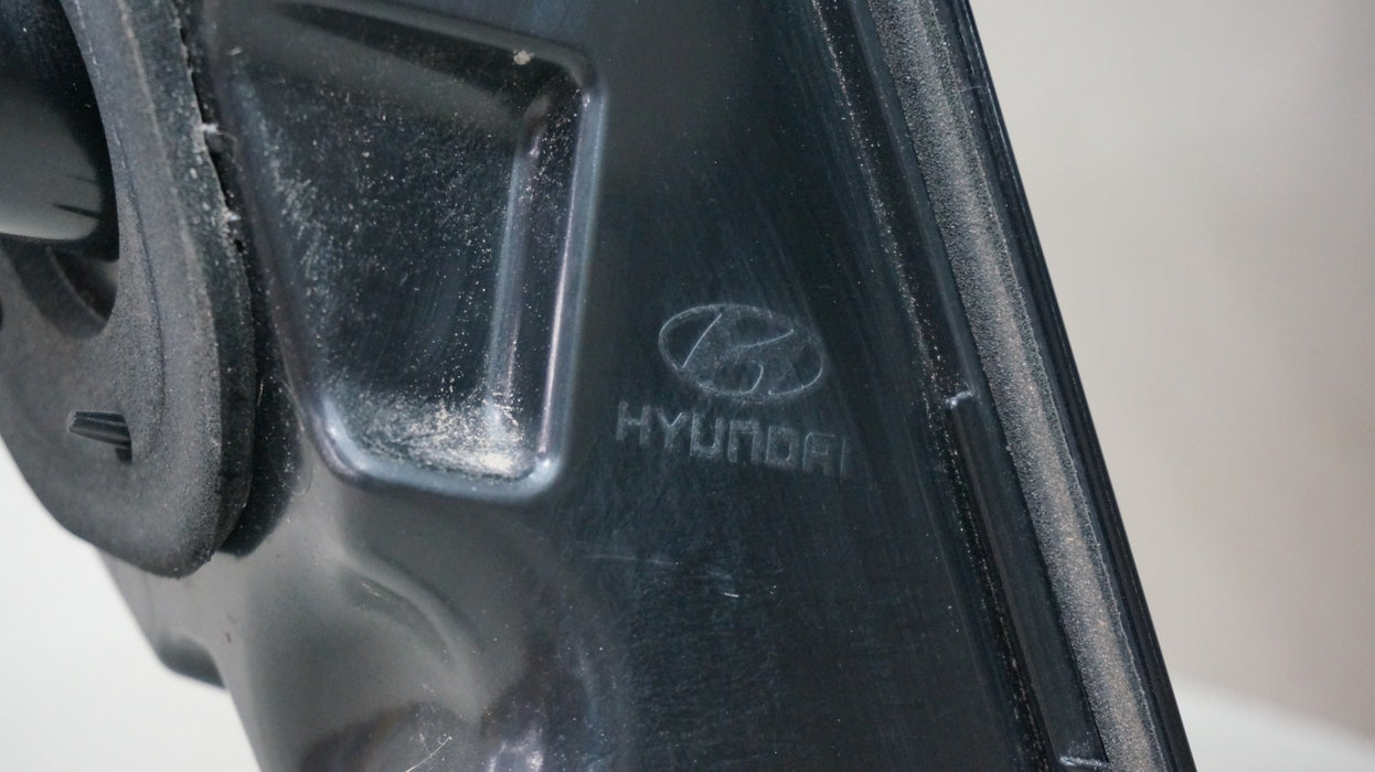 2022-2024 HYUNDAI TUCSON REAR CENTER LED TAIL LIGHT OEM