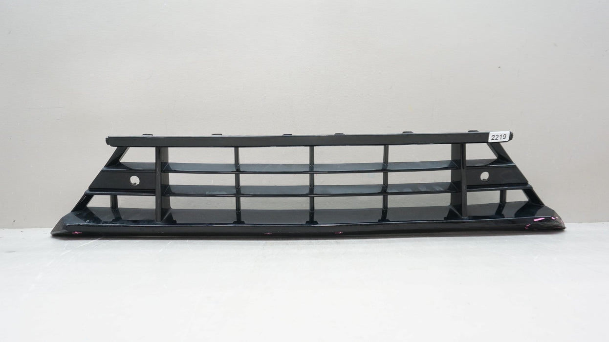 2022-2025 VOLVO XC60 FRONT LOWER BUMPER GRILLE OEM 32234959