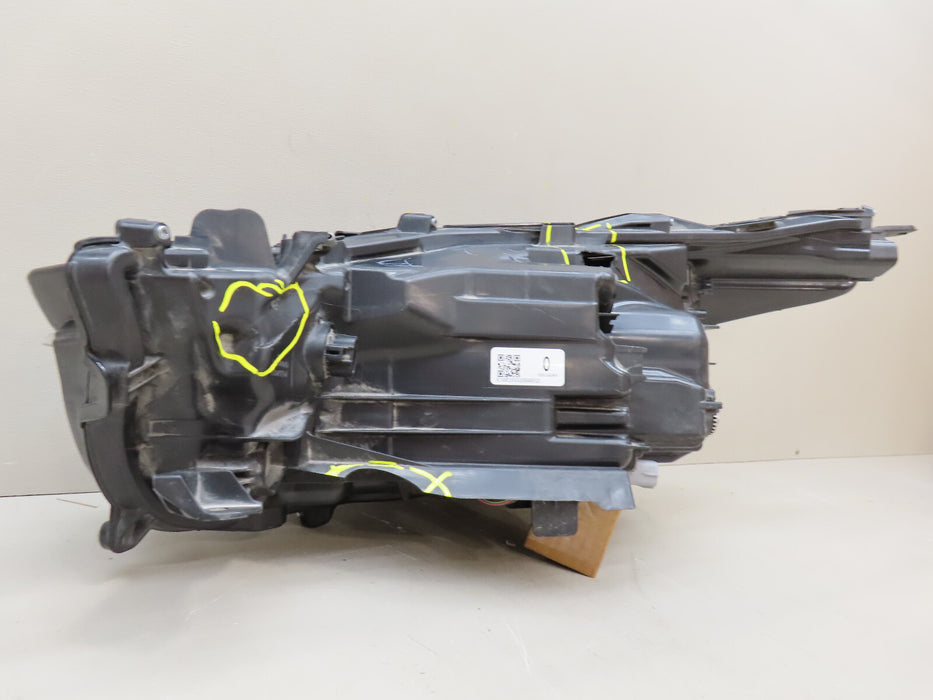 2020 2021 2022 TOYOTA HIGHLANDER FRONT RIGHT PASSENGER HEADLIGHT LED OEM