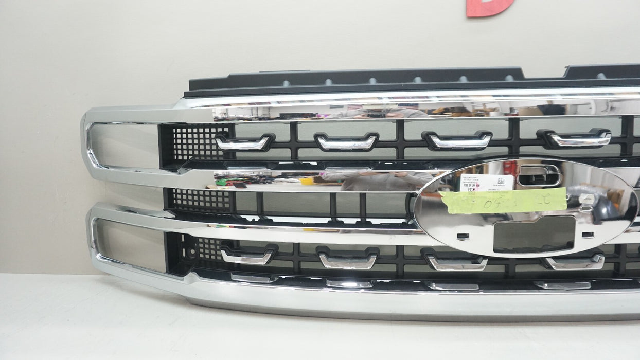 2023-2025 FORD F-250 F-350 FRONT RADIATOR GRILLE GRILL *MINT* PC3B-8200 OEM