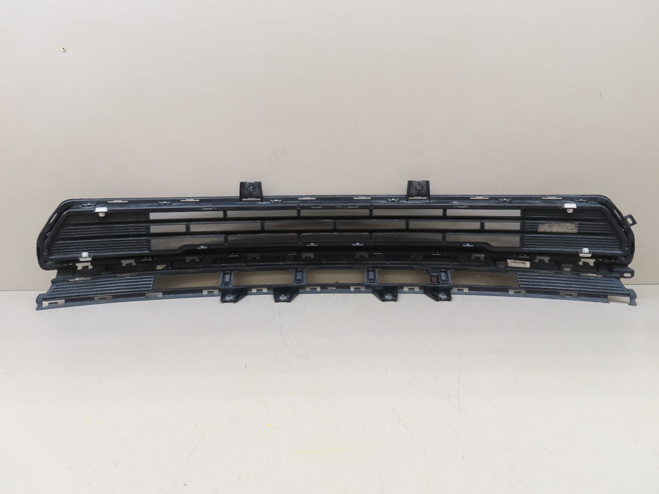 2020 2021 2022 2023 GMC ACADIA AT4 FRONT LOWER GRILLE OEM 84710313