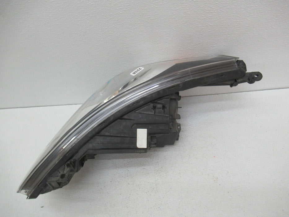 2015-2017 HYUNDAI ACCENT FRONT RIGHT PASSENGER SIDE HEADLIGHT LAMP OEM