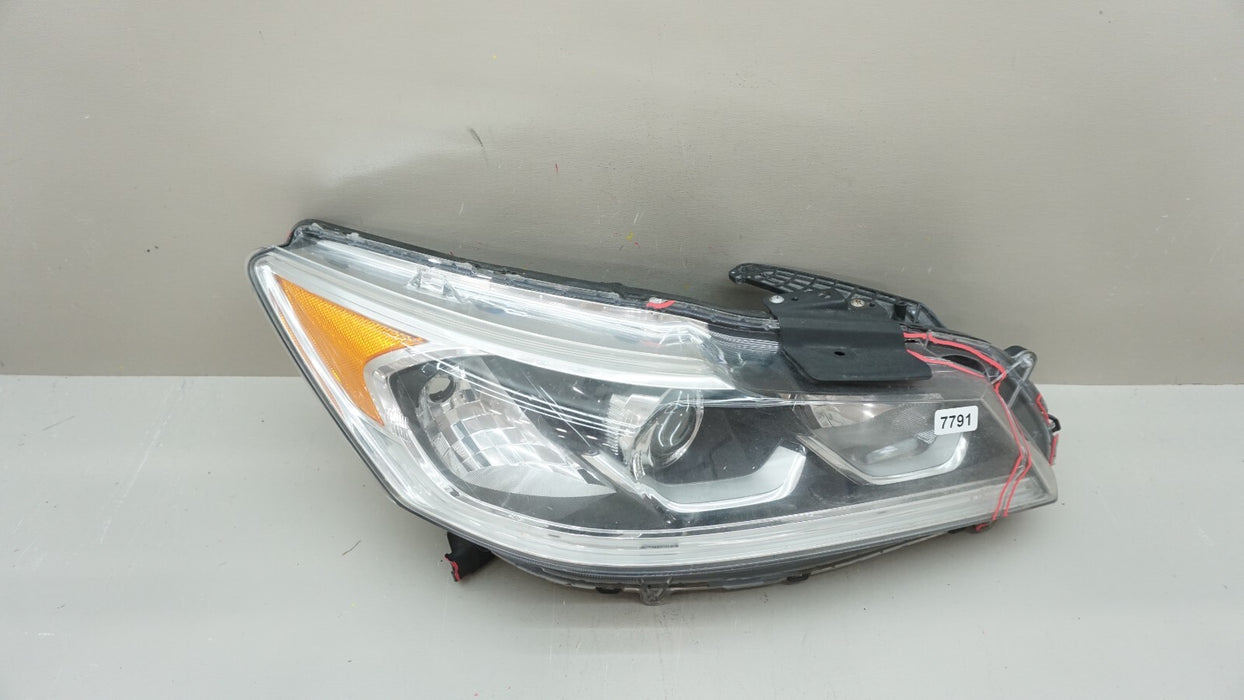 2016-2017 HONDA ACCORD FRONT RH RIGHT PASSENGER SIDE HEADLIGHT HALOGEN OEM