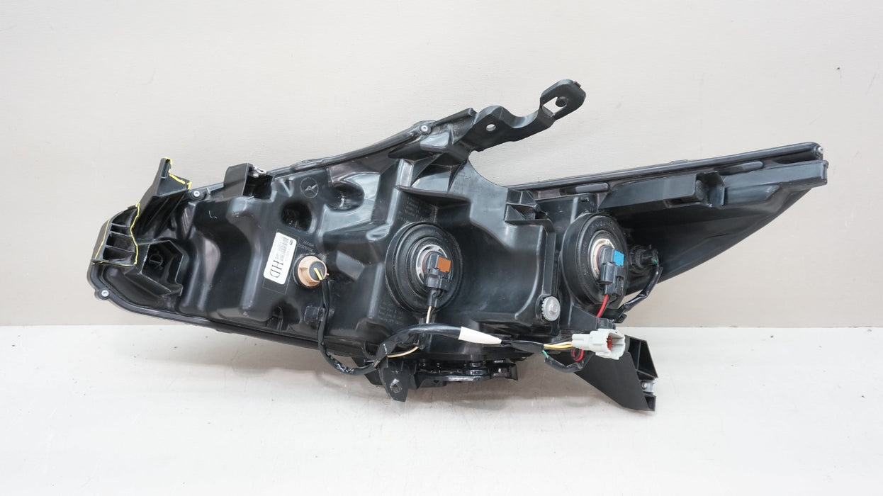 2016-2018 NISSAN ALTIMA FRONT RIGHT PASSENGER SIDE HALOGEN HEADLIGHT OEM