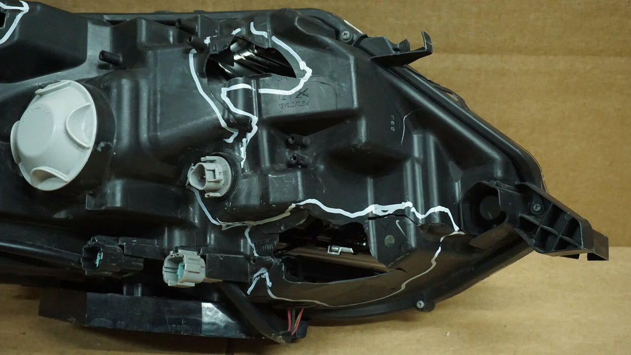 2017-2019 NISSAN ROGUE FRONT LEFT DRIVER SIDE HEADLIGHT HALOGEN HEADLAMP OEM