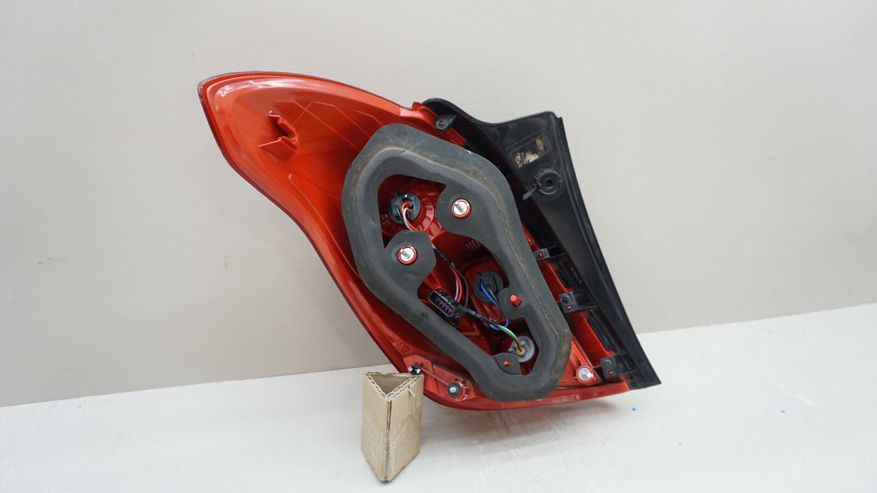 2013-2016 BUICK ENCORE REAR RH RIGHT PASSENGER SIDE TAIL LIGHT OEM