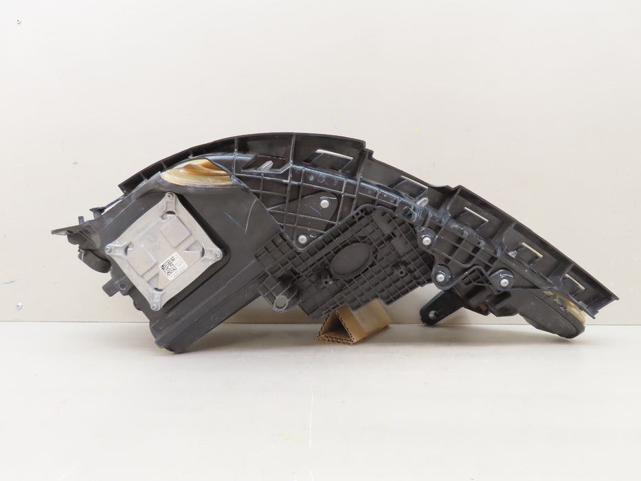 2017-2019 CHRYSLER PACIFICA FRONT RIGHT HEADLIGHT LAMP HALOGEN OEM 68228946AD