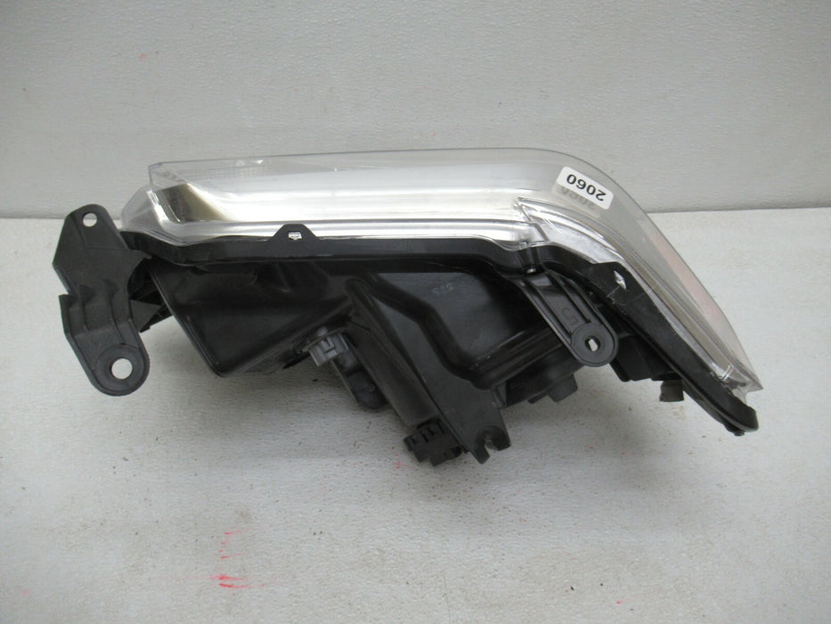 2014-2017 TOYOTA TACOMA FRONT PASSENGER SIDE HEADLIGHT HEADLAMP HALOGEN OEM