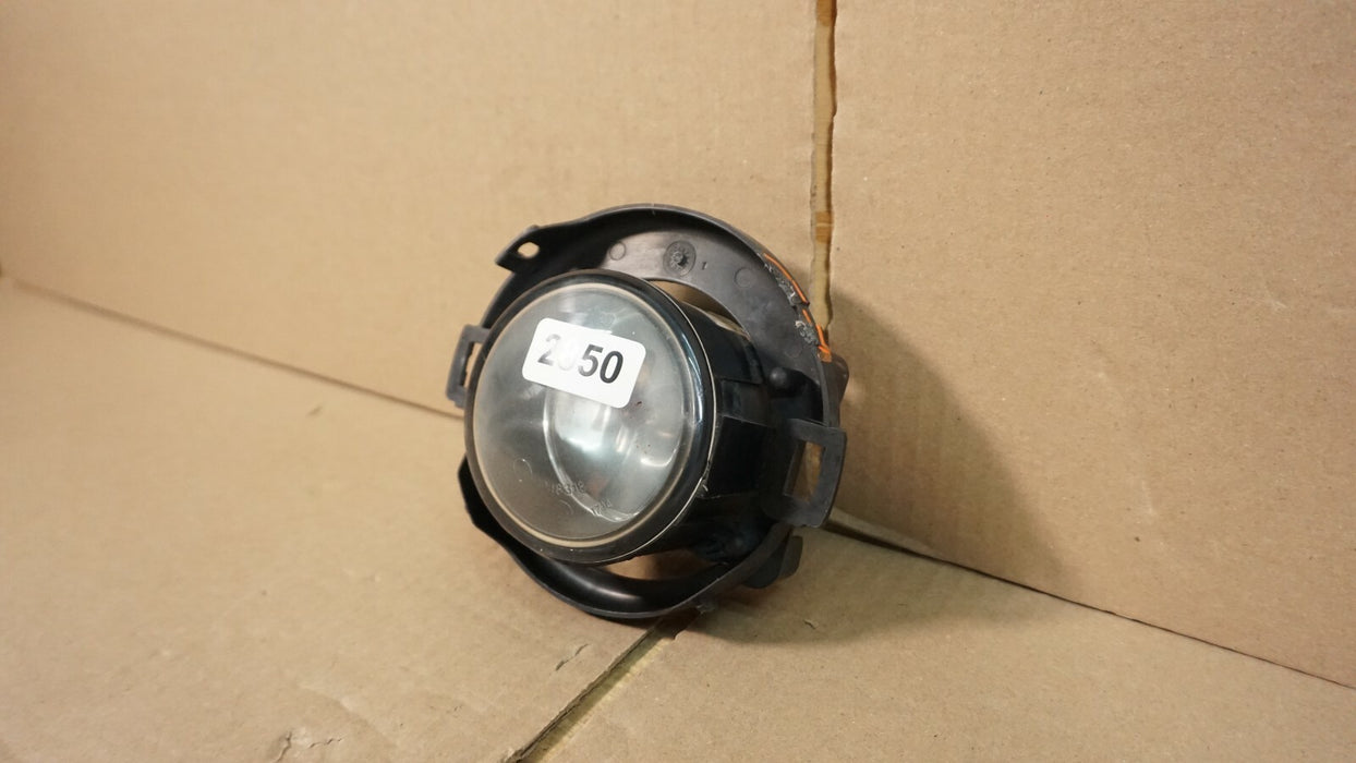 2005-2015 NISSAN FRONTIER FRONT LEFT OT RIGHT HALOGEN FOG LIGHT LAMP OEM