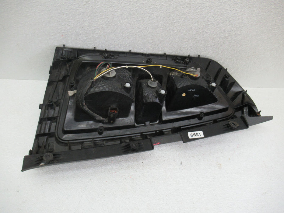 2010 2011 KIA SOUL REAR RIGHT PASSENGER SIDE TAIL LIGHT HALOGEN STOP LAMP OEM