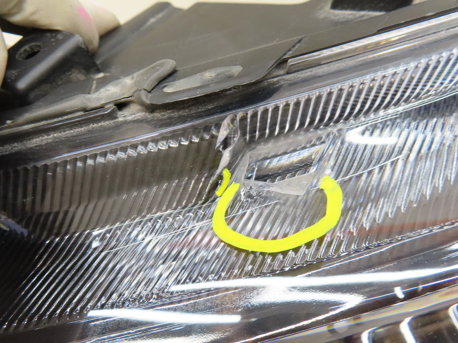 2017 - 2020 CHRYSLER PACIFICA FRONT LEFT DRIVER SIDE HEADLIGHT HEAD LAMP OEM