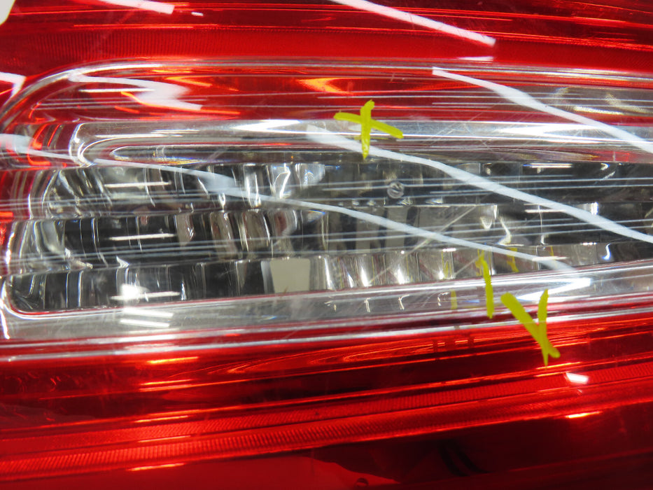 2013 - 2017 BUICK ENCLAVE RIGHT PASSENGER SIDE BACK UP INNER TAIL LIGHT OEM