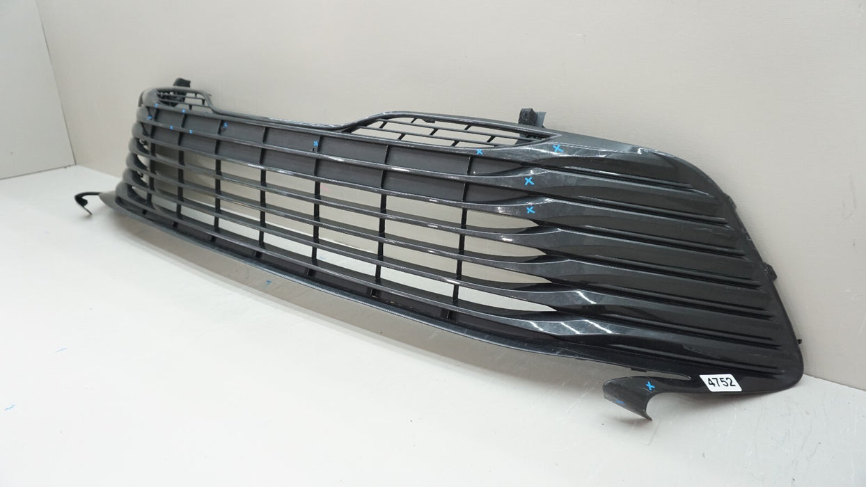 2018-2020 TOYOTA CAMRY FRONT LOWER RADIATOR GRILLE 53113-06010 OEM 18 19 20