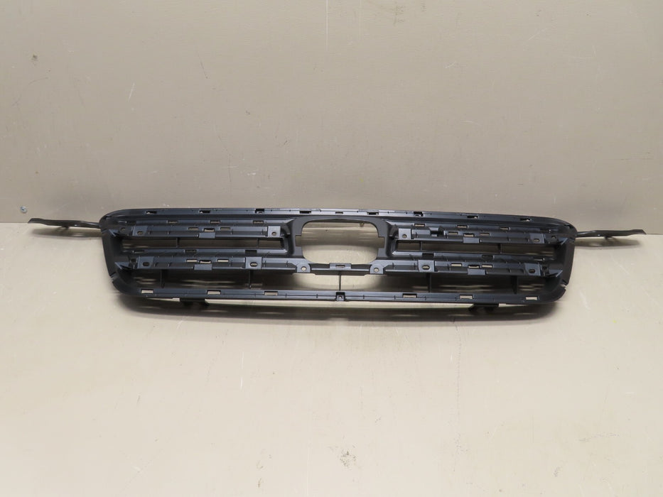 2005-2006 HONDA CR-V FRONT BUMPER RADIATOR GRILLE GRILL BASE OEM 71121-S9A-013
